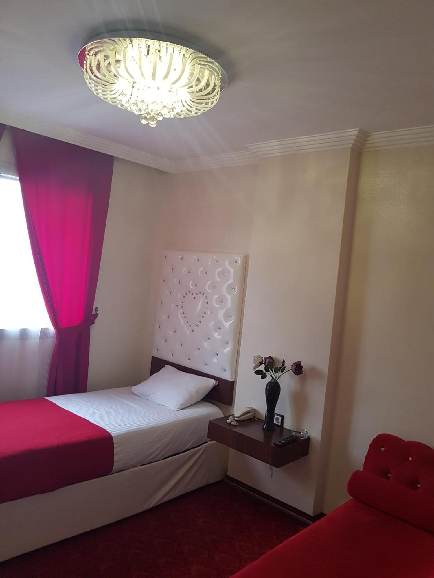 Ismira Hotel Ankara Bagian luar foto