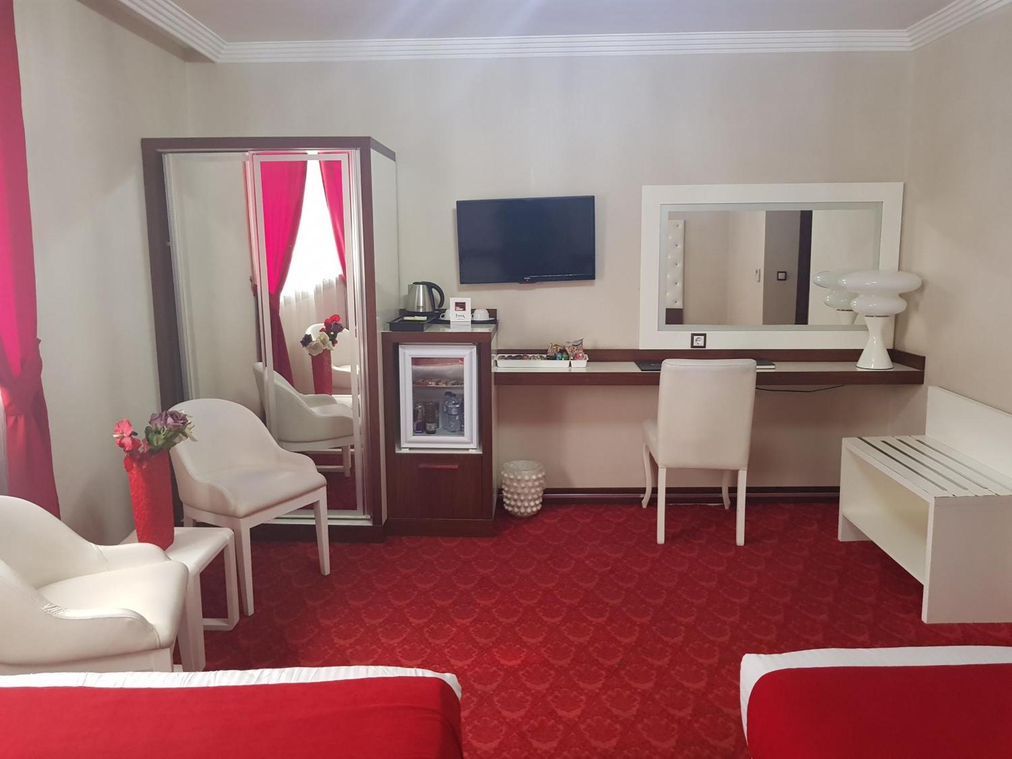 Ismira Hotel Ankara Bagian luar foto