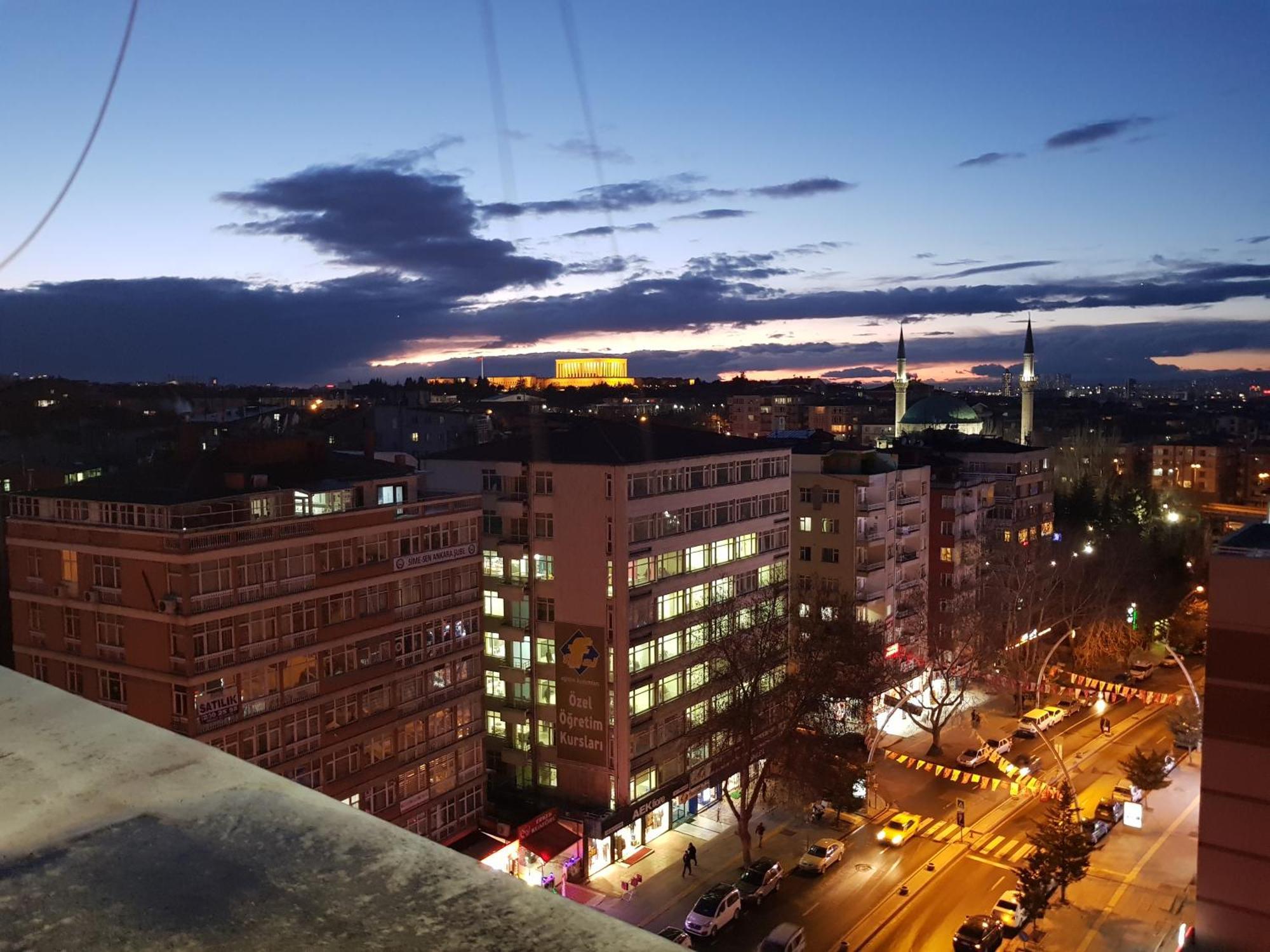 Ismira Hotel Ankara Bagian luar foto