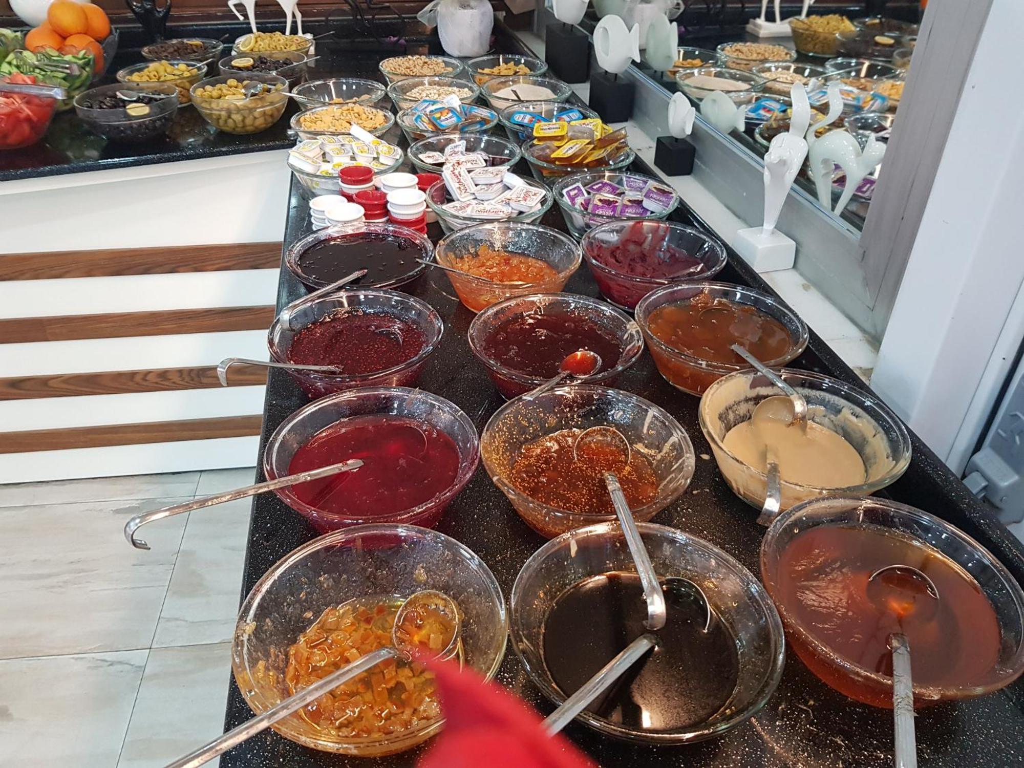 Ismira Hotel Ankara Bagian luar foto