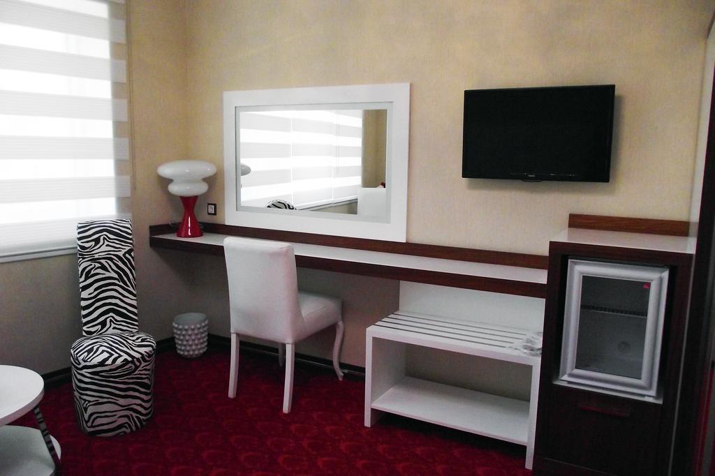 Ismira Hotel Ankara Ruang foto